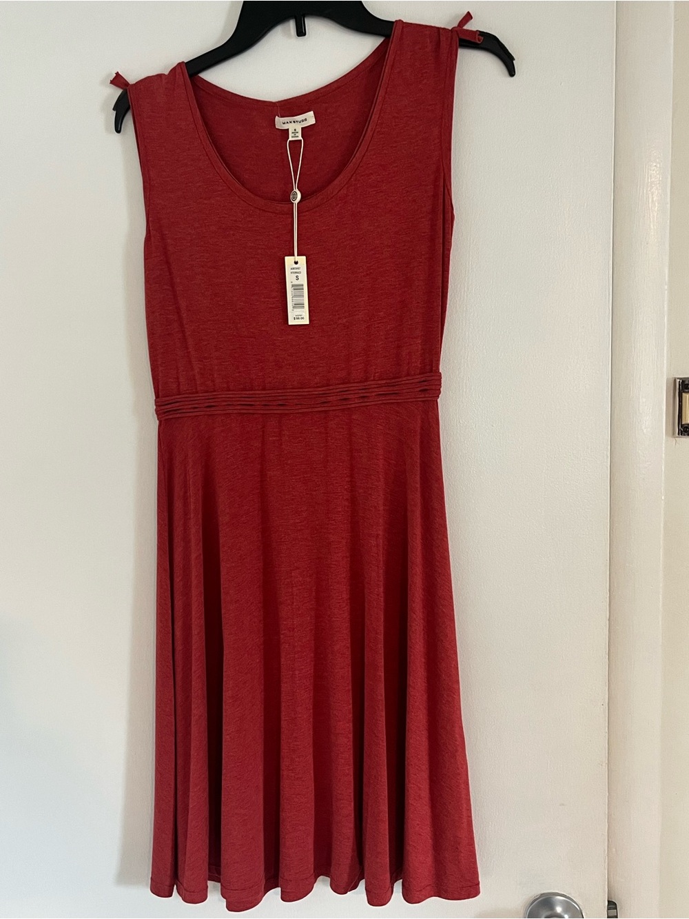 Max Studio Soft Crimson Red Sleeveless Fit-and-Flare Dress - Picture 6 of 15